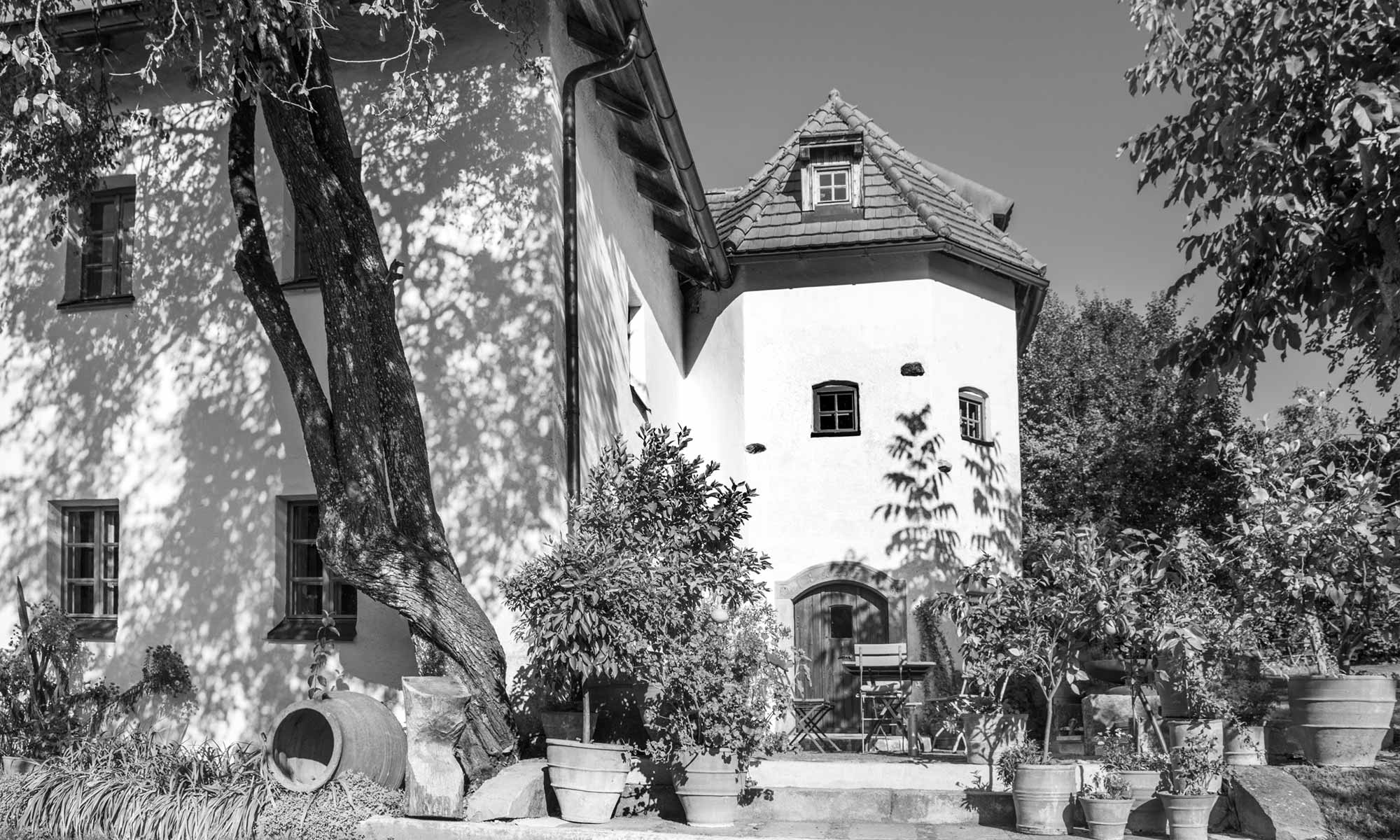 Alter Wehrturm des Bergwinklhof